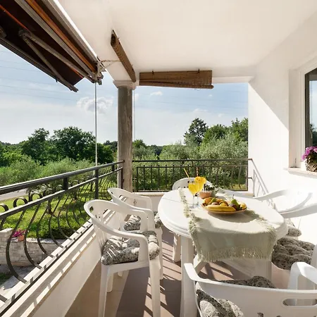 Appartamento 6 + 2 Barban